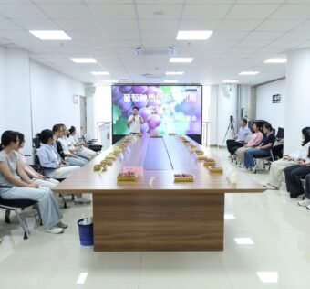 北京大学现代农业研究院葡萄种质创新与利用实验室举办葡萄新品种新品系品鉴会
